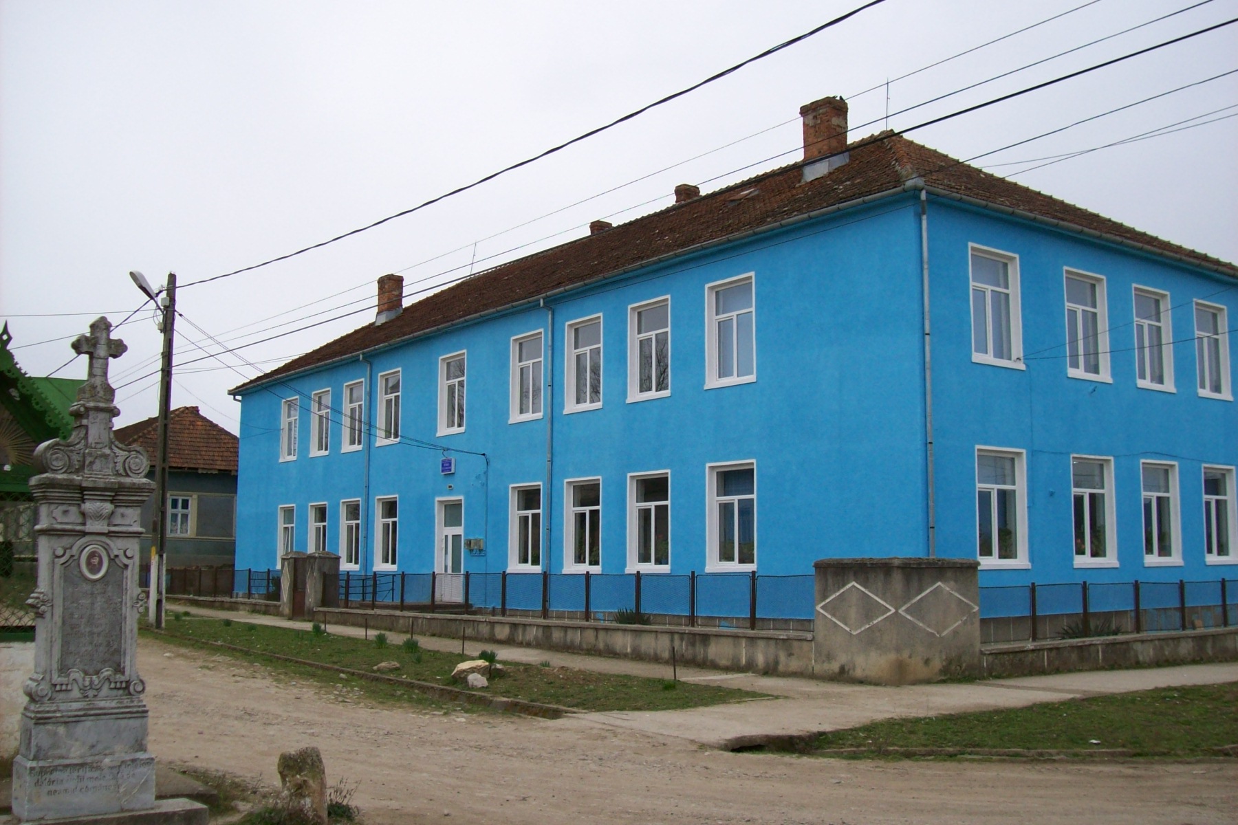 Situația unităților de învățământ din Caraș-Severin: 56 școli sunt pe scenariul VERDE, 68 pe GALBEN și 2 pe ROȘU!