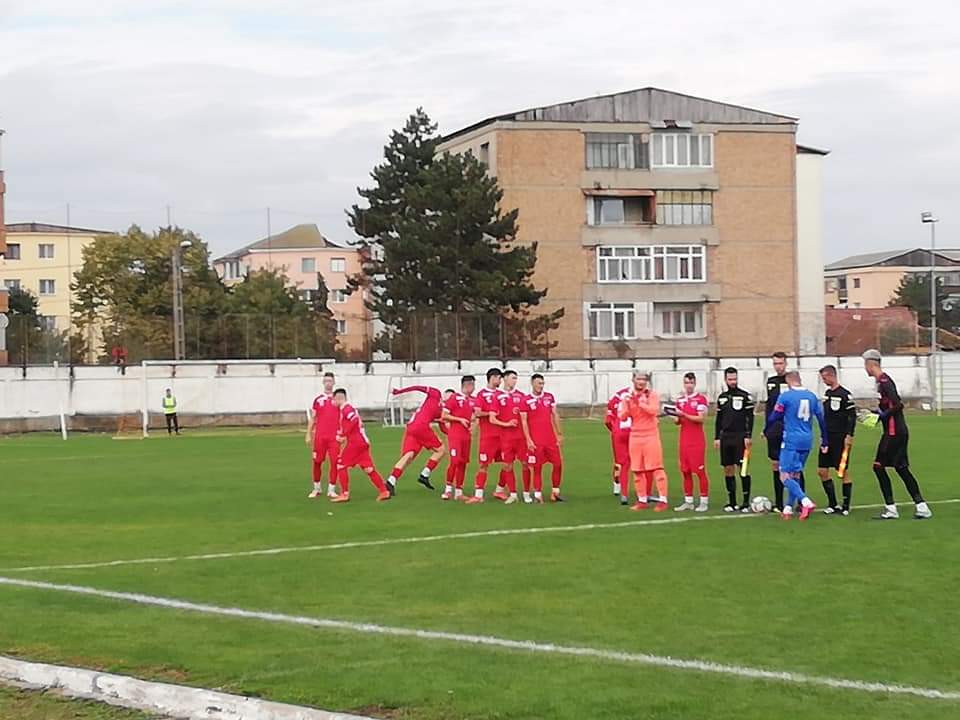 Cristian Șodâncă: „Ezeriș joacă doar pe teren!”