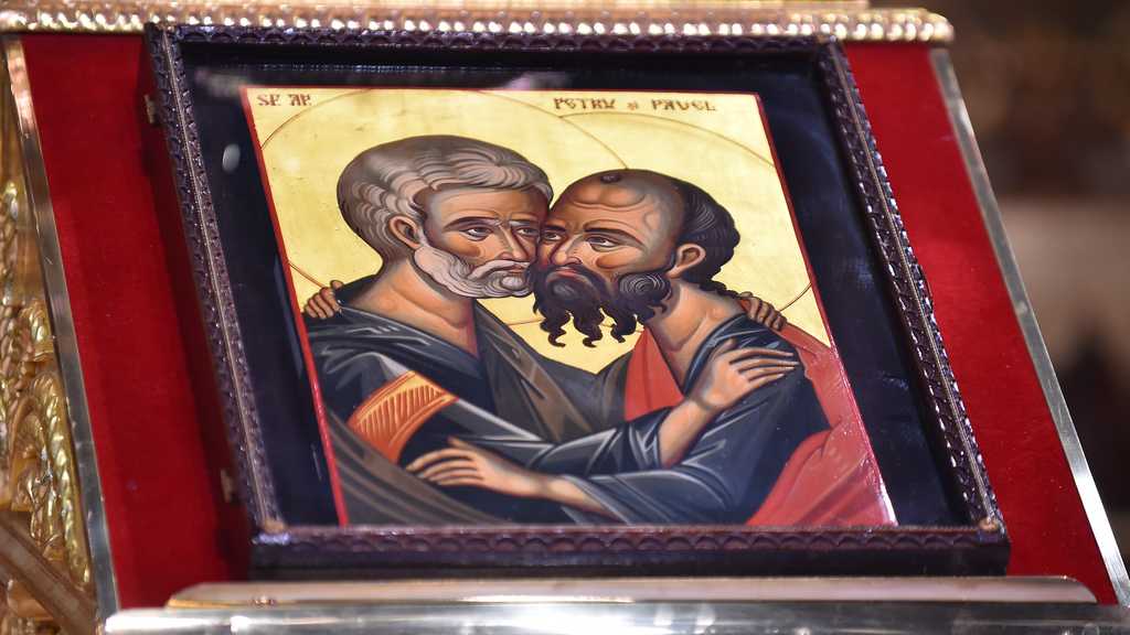Astăzi începe Postul Sfinților Apostoli Petru și Pavel
