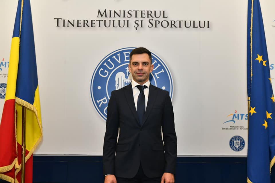 Eduard Novak: „Minim 40% dintre sportivii prezenți pe teren în timpul meciurilor oficiale trebuie să fie români!”