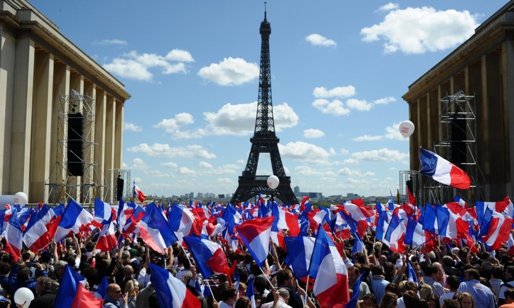 La mulți ani, Franţa! Vive la France!