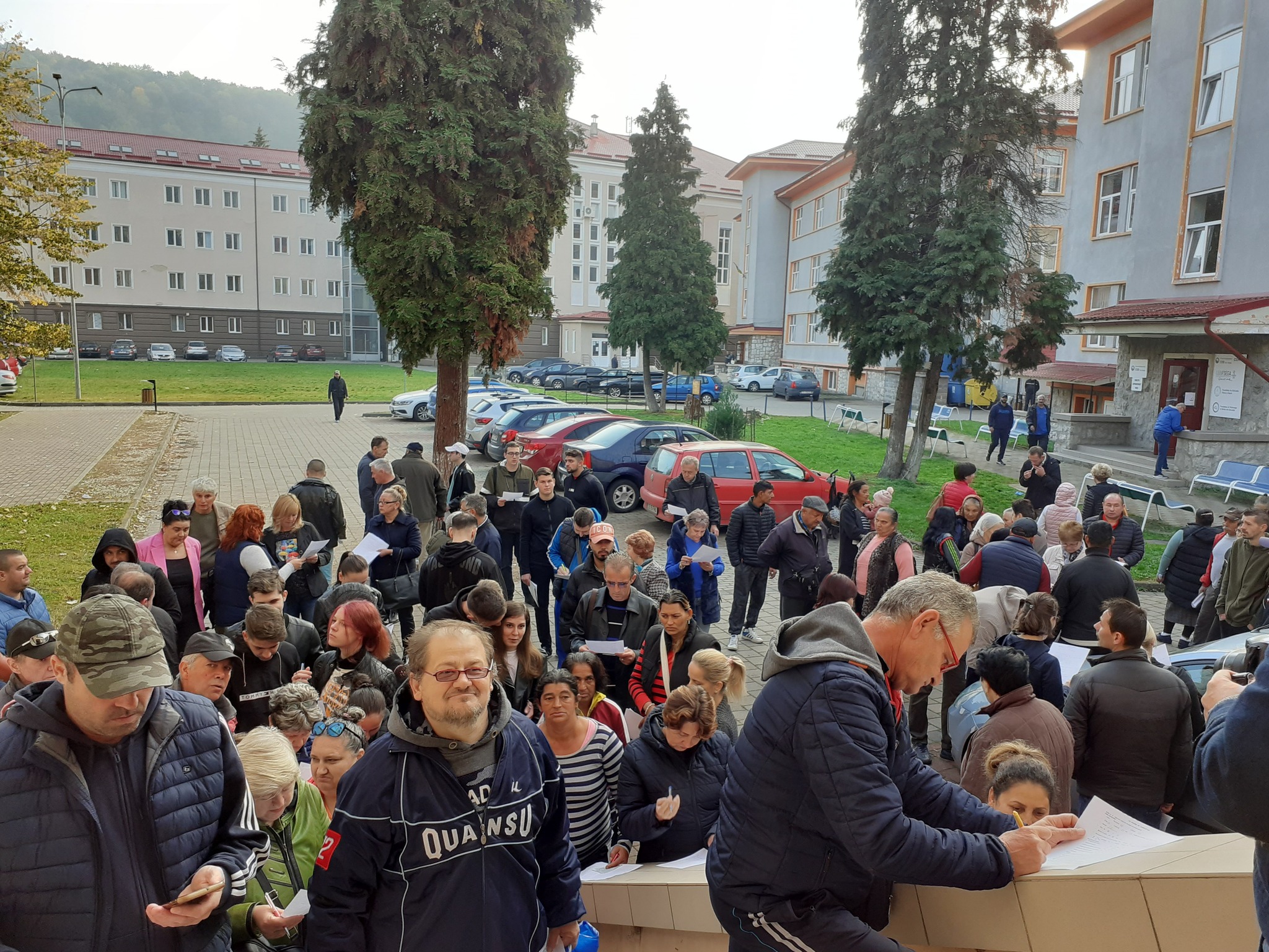 148 persoane au participat la Bursa locurilor de muncă pentru absolvenți organizată la Reșița