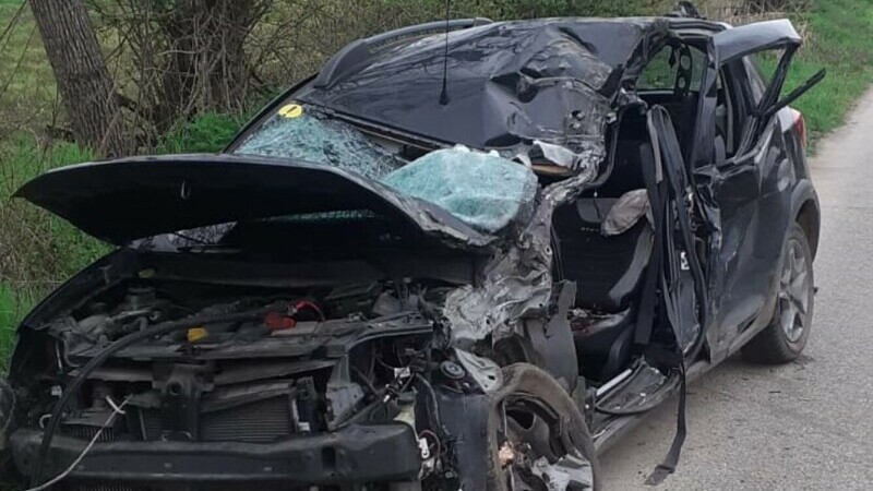 Un șofer de 18 ani a decedat într-un accident!