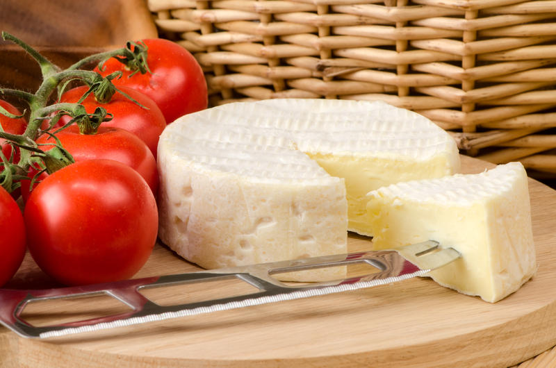 Brânza cu roșii – alimente când este cald afară