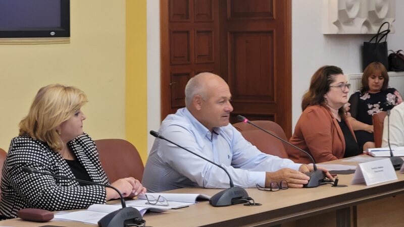 Președintele Consiliului Județean Caraș-Severin a participat la o întâlnire cu tinerii din sistemul de protecție specială