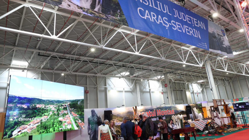 Județul Caraș-Severin promovat la ediția de toamnă a Târgului de Turism al României cu ajutorul ochelarilor de realitate virtuală