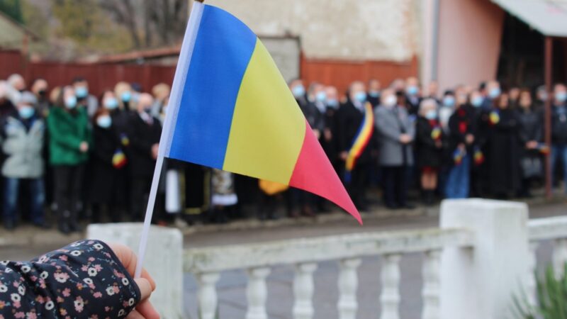 Moldova Nouă se pregătește de Ziua Națională a României!
