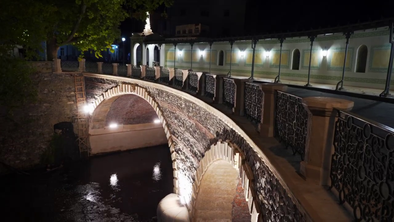 Podul de Piatră de la Herculane și-a recăpătat strălucirea