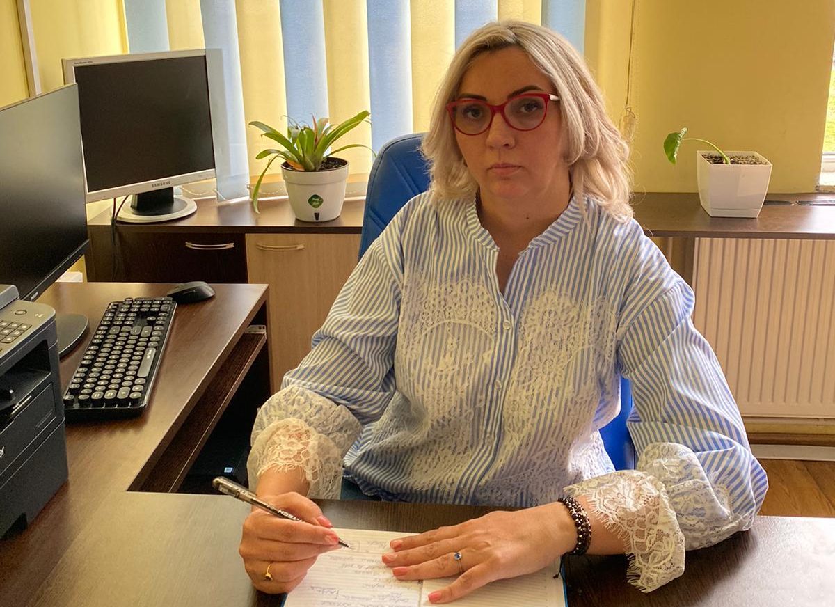 Prof. Loredana Ileana Conciatu, directorul Centrului de Excelență Caraș Severin: „1 Martie fericit și o primăvară frumoasă cu multe bucurii, zâmbete și voie bună!”